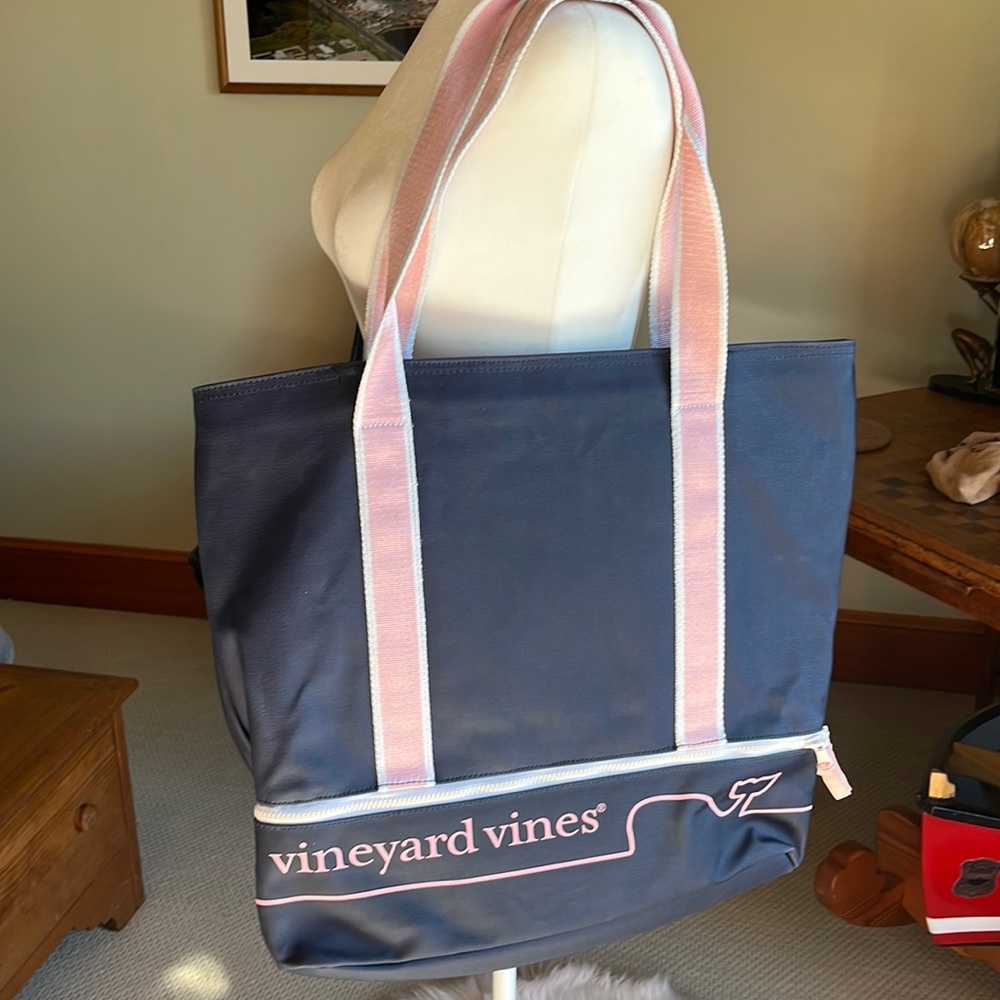 VIneyard Vines x Target Whale Beach Tote Navy Blue Pink